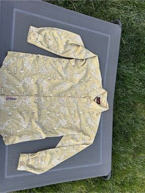 Avirex koi button up size large whimsy Japanese fall winter beach